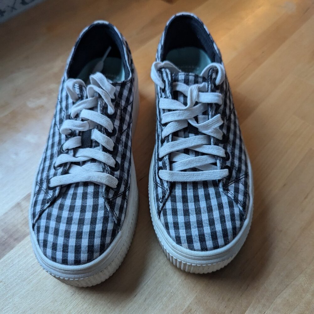 Dr. Scholl's black watch gingham plaid platform canvas sneakers